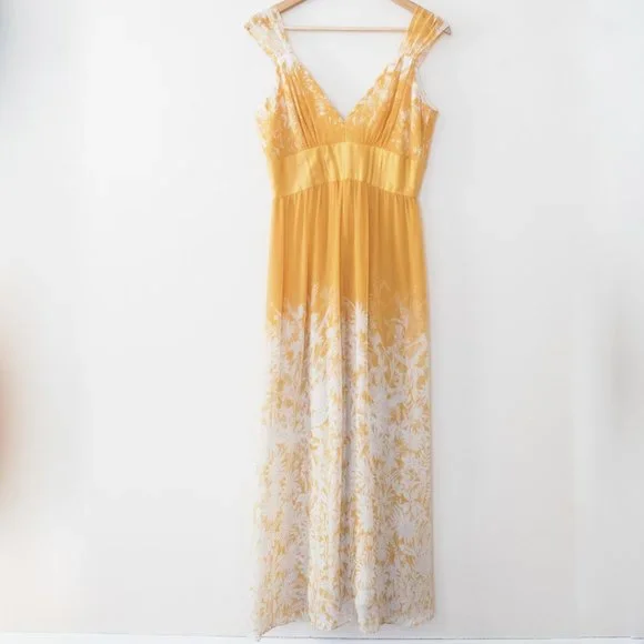Donna Ricco Dresses | Donna Ricco New York Silk Floral Maxi Dress | Color: Gold/White | Size: 10 | Huntcountryva's Closet